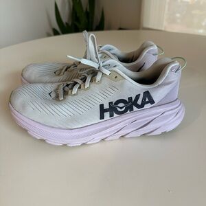 Hoka White and Light Purple Athletic Shoes women’s Size 7.5B